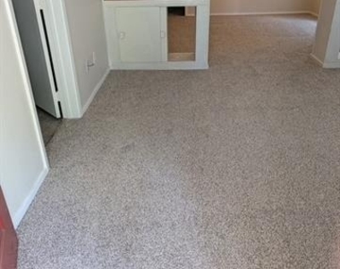 904 S Gribble Street - Photo Thumbnail 14