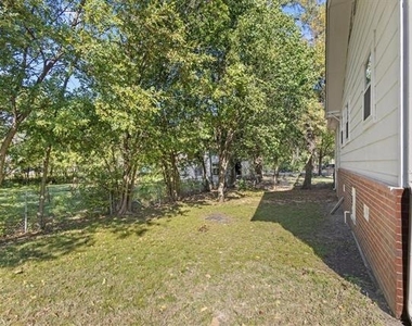 904 S Gribble Street - Photo Thumbnail 3