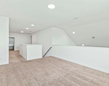 4424 Overbrook Drive - Photo Thumbnail 11