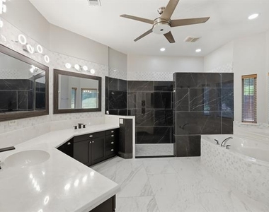 159 Willow Run - Photo Thumbnail 10