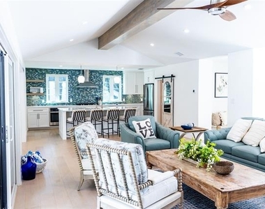 1223 Ridgewood Circle - Photo Thumbnail 7