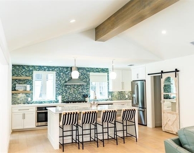1223 Ridgewood Circle - Photo Thumbnail 10