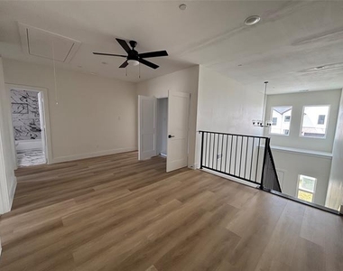 4444 Fatima Drive - Photo Thumbnail 23
