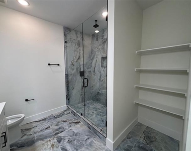 4444 Fatima Drive - Photo Thumbnail 18