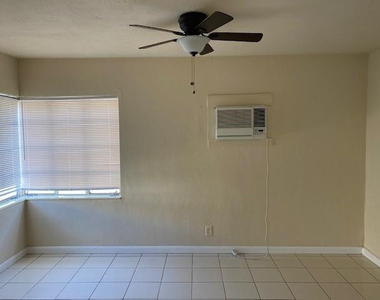 1705 Moffett Street - Photo Thumbnail 6
