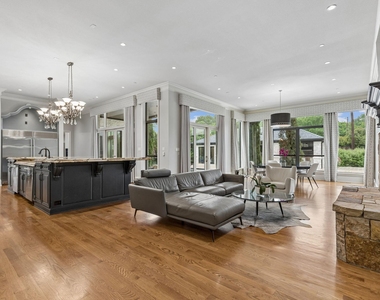 4511 Watauga Road - Photo Thumbnail 10