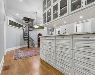 4511 Watauga Road - Photo Thumbnail 18