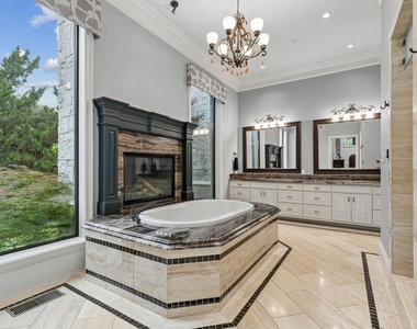 4511 Watauga Road - Photo Thumbnail 16