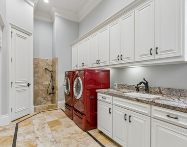 4511 Watauga Road - Photo Thumbnail 29