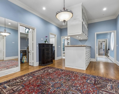 4511 Watauga Road - Photo Thumbnail 17