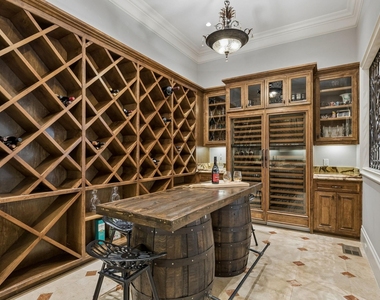 4511 Watauga Road - Photo Thumbnail 13