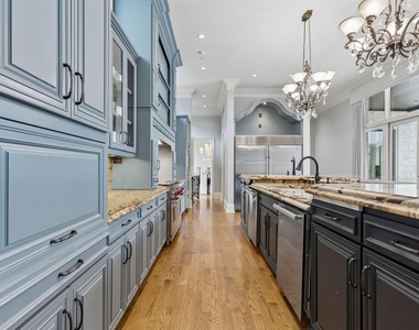 4511 Watauga Road - Photo Thumbnail 8