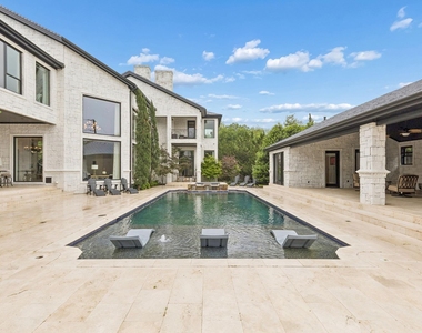 4511 Watauga Road - Photo Thumbnail 32