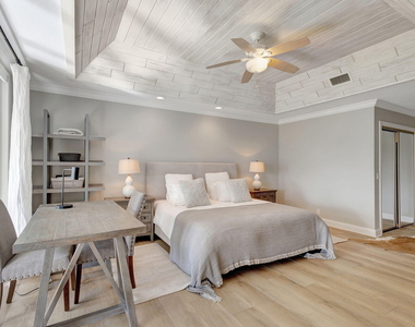 11839 Pebblewood Drive - Photo Thumbnail 27