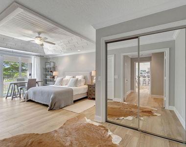 11839 Pebblewood Drive - Photo Thumbnail 25