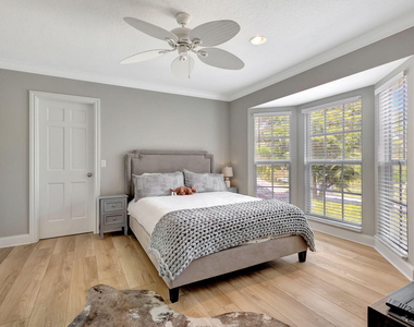 11839 Pebblewood Drive - Photo Thumbnail 41