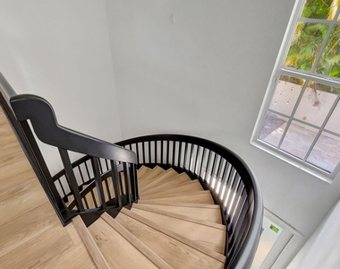 11839 Pebblewood Drive - Photo Thumbnail 7