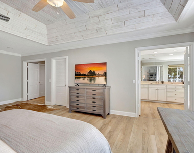 11839 Pebblewood Drive - Photo Thumbnail 28