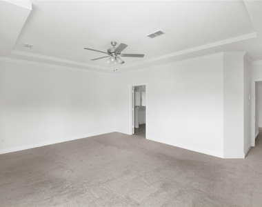 913 Peabody Drive - Photo Thumbnail 11
