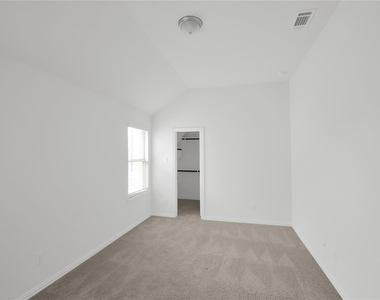 913 Peabody Drive - Photo Thumbnail 18