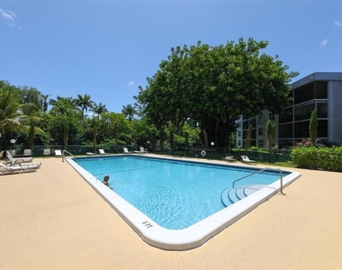 113 Royal Park Drive - Photo Thumbnail 19