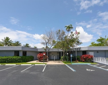 113 Royal Park Drive - Photo Thumbnail 20