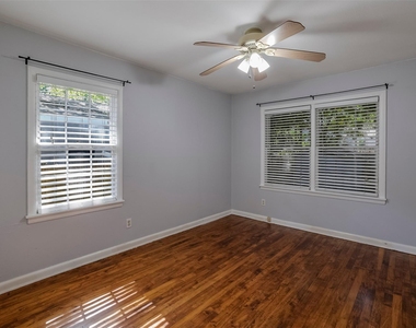3931 Dexter Avenue - Photo Thumbnail 10