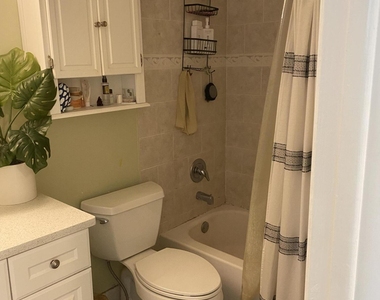 2255 Lindell Boulevard - Photo Thumbnail 16