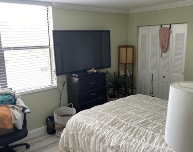 2255 Lindell Boulevard - Photo Thumbnail 18