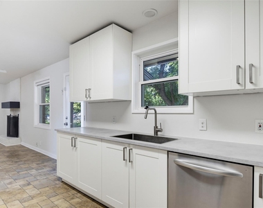 4205 Keeter Drive - Photo Thumbnail 13