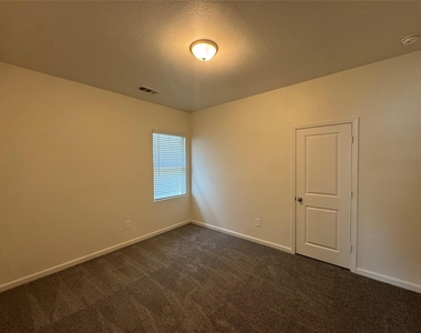 1720 Escondido Drive - Photo Thumbnail 16