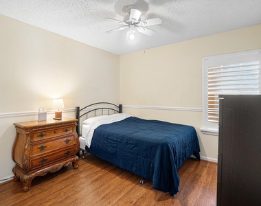 3703 S Lancewood Place - Photo Thumbnail 13