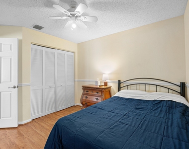3703 S Lancewood Place - Photo Thumbnail 14
