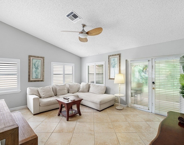 3703 S Lancewood Place - Photo Thumbnail 7