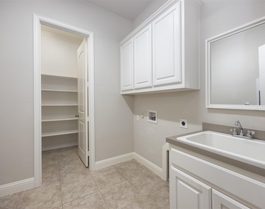 1336 Grassland - Photo Thumbnail 24