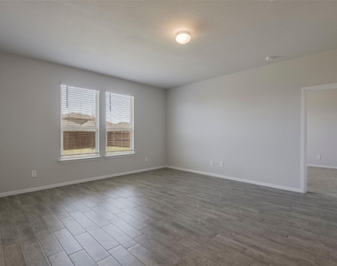 8620 High Hill Drive - Photo Thumbnail 11