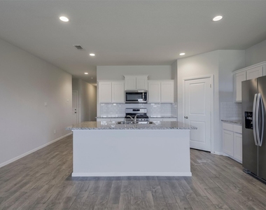 8620 High Hill Drive - Photo Thumbnail 9