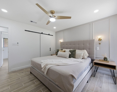 11348 Carissa Drive - Photo Thumbnail 14