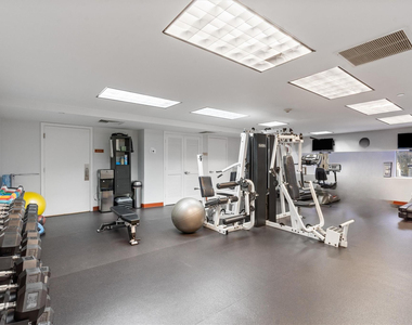 209 N Birch Road - Photo Thumbnail 12