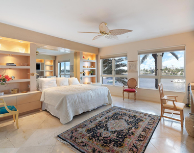 209 N Birch Road - Photo Thumbnail 5