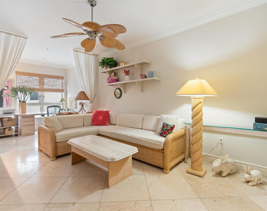 209 N Birch Road - Photo Thumbnail 9