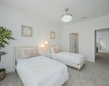 6141 Sachse Street - Photo Thumbnail 14