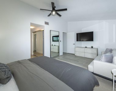 257 Old Meadow Way - Photo Thumbnail 33