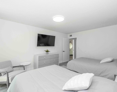 257 Old Meadow Way - Photo Thumbnail 24