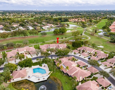 257 Old Meadow Way - Photo Thumbnail 2