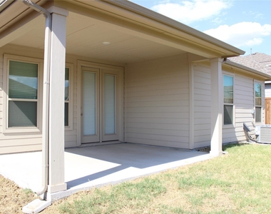 1012 West Drive - Photo Thumbnail 18