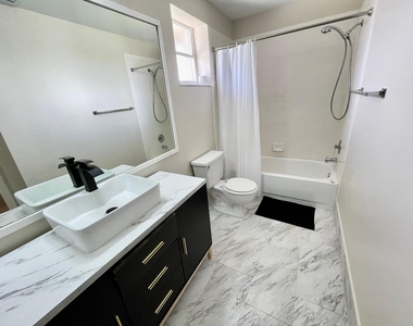12149 Nw 34th Street - Photo Thumbnail 13