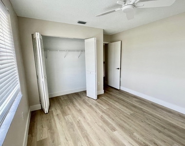 12149 Nw 34th Street - Photo Thumbnail 15