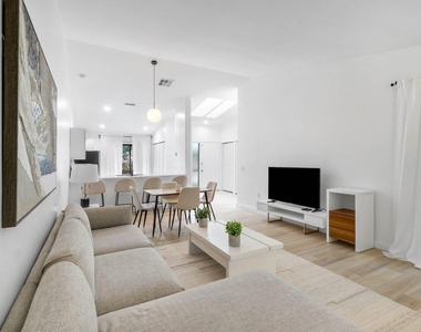 13175 Chadwick Court - Photo Thumbnail 18