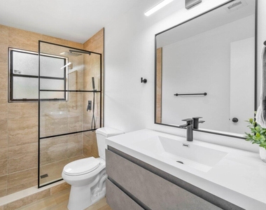 13175 Chadwick Court - Photo Thumbnail 7